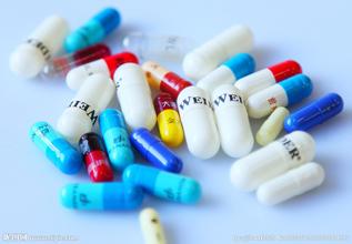 FDA开闸放水：：3个月批准12个新药上市