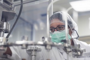 药品注册受理事情调解：：12月1日起，，凡由总局审评审批的注册申请均由总局受理