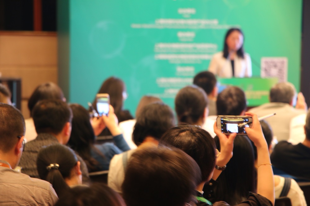 千帆竞渡，，百舸争流！！由人生就是博官方网站主理的新药临床前研究及IND申报战略专题钻研会顺遂召开！！