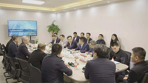 十二届天下政协副主席马培华、、、中国中小商业企业协会信用会长董树奎一行人莅临人生就是博官方网站