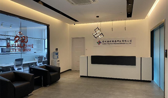 人生就是博官方网站专访张飞博士 | 在漆黑处提灯前行，，锐明新药用科技造福眼康健